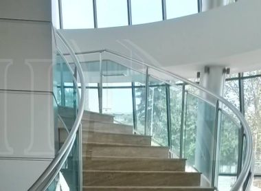 Комбинирани парапети за стълби