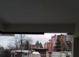 стъклени врати и витрини