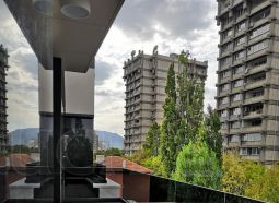 Стъклени парапети