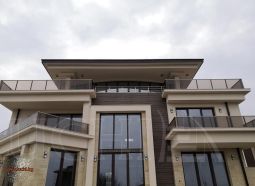 Комбинирани парапети