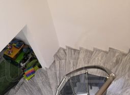 Комбинирани парапети за стълби