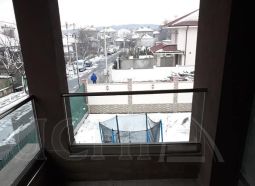 Стъклени парапети
